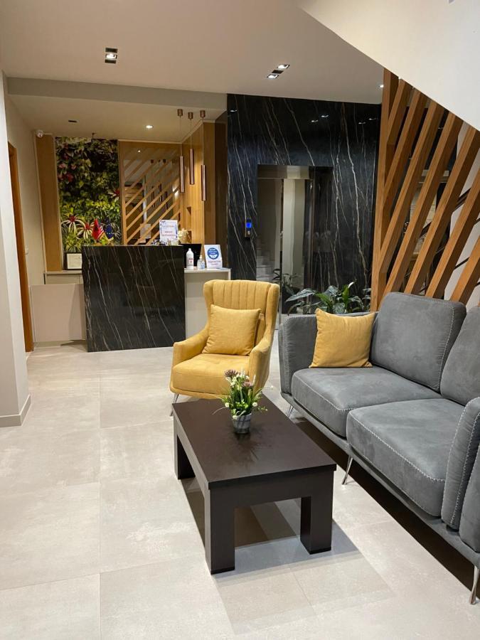 Hotel Erjuma Вльора Екстер'єр фото